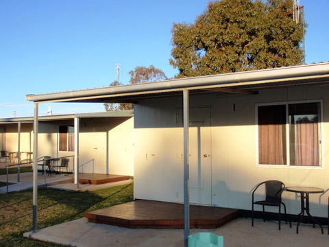 Trundle Services And Citizens Club Cabins - Accommodation Port Hedland 2