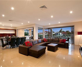 Xanadu Waterfront Elite Holiday Home - Accommodation Port Hedland 0