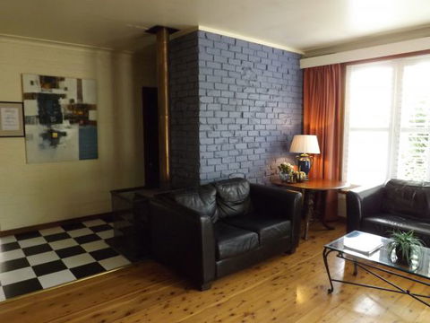 Apartments On-The-Park: The Studio - Accommodation Port Hedland 4
