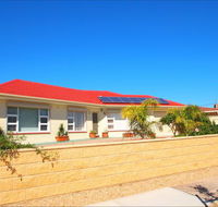 Christies Cottage for holidays and relocations. - Accommodation Port Hedland
