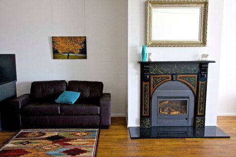 Penguin Beachfront Apartments - Accommodation Port Hedland 4