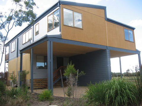 Shelly Beach Villas - Accommodation Port Hedland 0