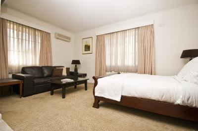 Quality Inn Country Plaza Queanbeyan - Accommodation Port Hedland 2