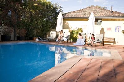 Quality Inn Country Plaza Queanbeyan - Accommodation Port Hedland 4