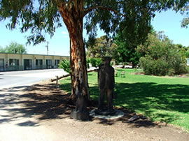 Lazy River Motor Inn - Accommodation Port Hedland 4