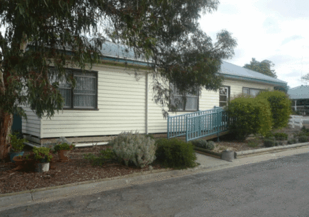 Rainbow Motor Lodge Pot Of Gold - Accommodation Port Hedland 4