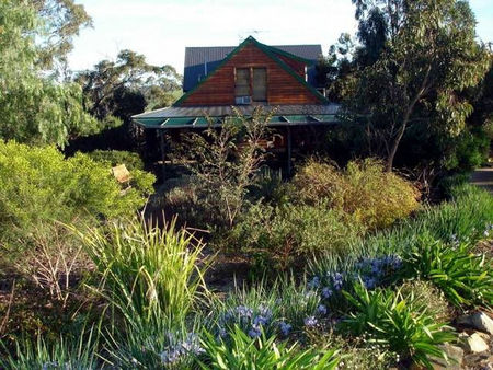The Stumps B&B - Accommodation Port Hedland 0