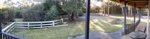 Arties Cottage Accommodation - Accommodation Port Hedland 3