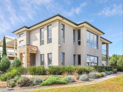 BEAUMONT HOUSE - Accommodation Port Hedland 0
