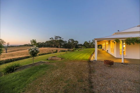 Jura House - Accommodation Port Hedland 0