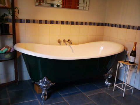 La Perrie Chalet Bed And Breakfast - Accommodation Port Hedland 3