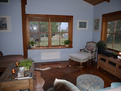 La Perrie Chalet Bed And Breakfast - Accommodation Port Hedland 5