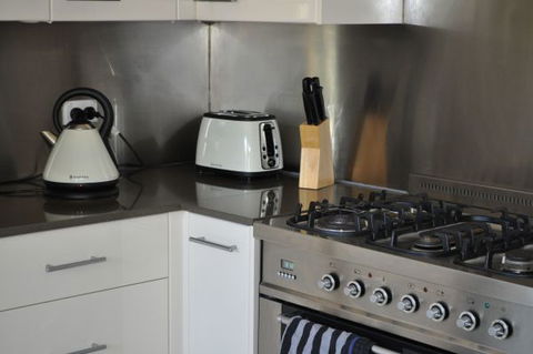 Nautica Accommodation Gerringong - Accommodation Port Hedland 8