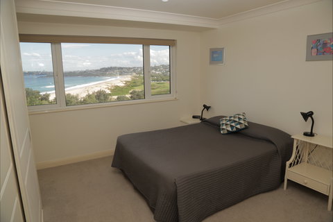 A Beach House Near Manly Two - Accommodation Port Hedland 4