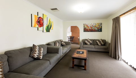 Advance Motel - Accommodation Port Hedland 6