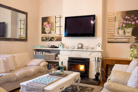 Azalea Cedar-Rose Villa - Accommodation Port Hedland 4