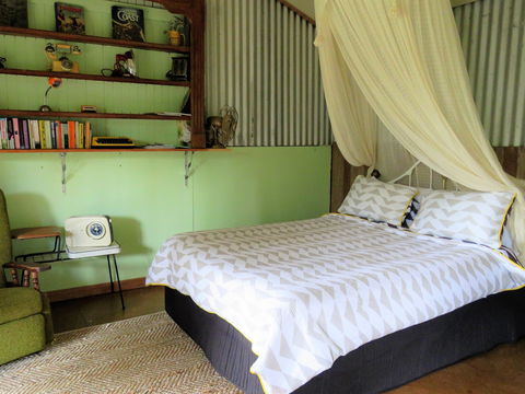 Fig Tree Retro Studio - Accommodation Port Hedland 4