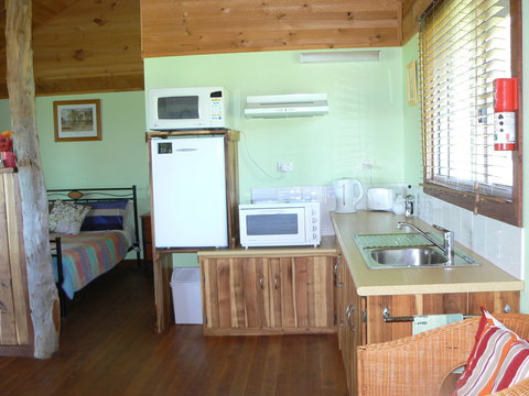Gaddleen Grove Cottages - Accommodation Port Hedland 2
