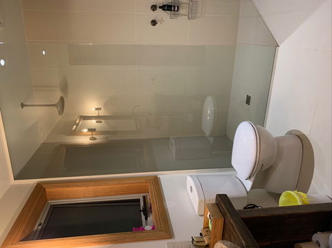 Mannaburne Cabin - Accommodation Port Hedland 2