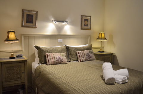 Autumn Affair Cottage 7 - Accommodation Port Hedland 2