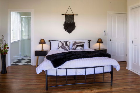 Farringdon Homestead - Accommodation Port Hedland 1