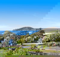 Highview - Panormaic Views Across Encounter Bay