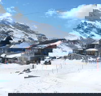 Kosciuszko Chalet Hotel