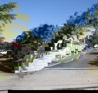 Sarina Palms Caravan Village - Accommodation Port Hedland