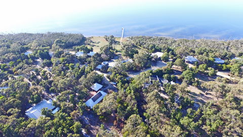 Waterfront Retreat At Wattle Point - Accommodation Port Hedland 0