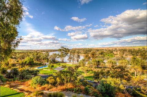 Aruma Executive Holiday Home - Accommodation Port Hedland 1