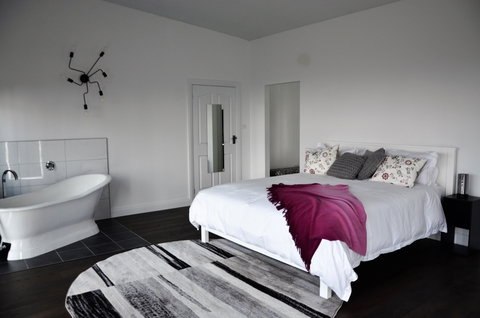 Hickory Moon - Accommodation Port Hedland 1