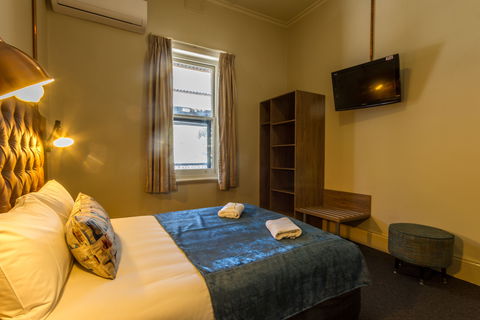 Pretoria Hotel Mannum - Accommodation Port Hedland 1
