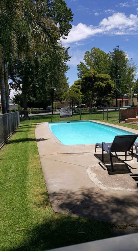 Young Caravan Tourist Park - Accommodation Port Hedland 1