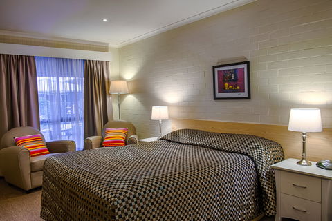 Country Roads Motor Inn - Accommodation Port Hedland 2
