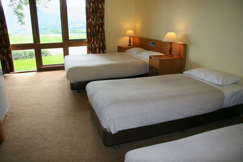Mountain Creek Motel Bar And Restaurant - Accommodation Port Hedland 2