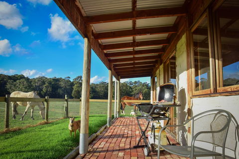 The Glen Farm Cottages - Accommodation Port Hedland 0