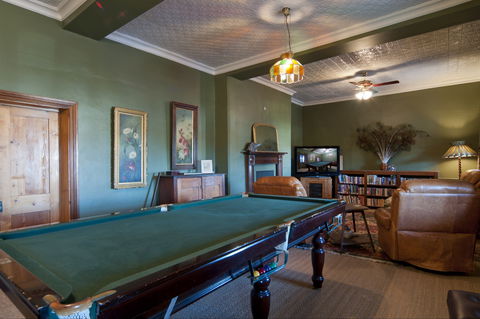 The Coffee Palace - Accommodation Port Hedland 2