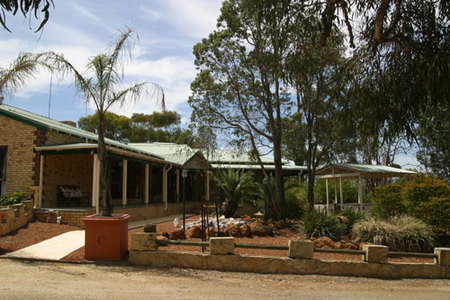 Black Wattle Retreat - Accommodation Port Hedland 0