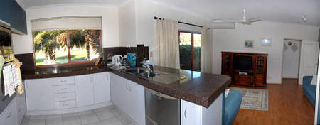 Amore Beach Retreat - Accommodation Port Hedland 2