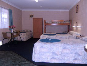 Whitsunday Palms Motel - Accommodation Port Hedland 2