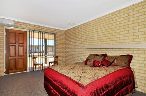 Drakesbrook Hotel Motel - Accommodation Port Hedland 0