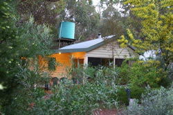 Treenbrook Cottages - Accommodation Port Hedland 2