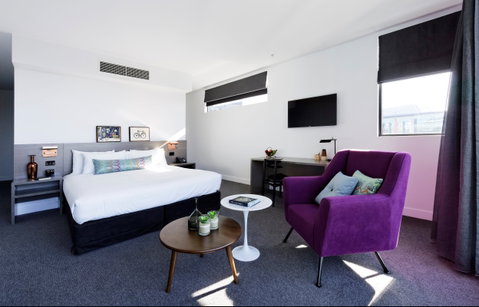 Alpha Mosaic Hotel Brisbane - Accommodation Port Hedland 1