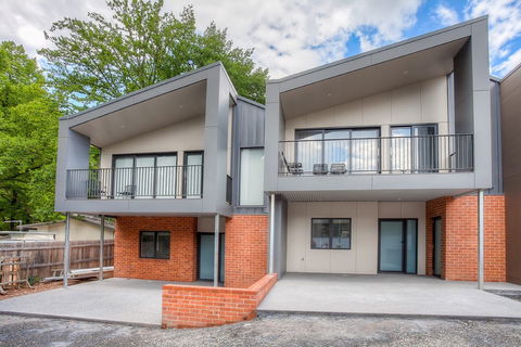 Art House Townhouses - Accommodation Port Hedland 1