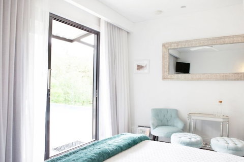 Perth Hills Luxury Getaway - Quenda Guesthouse - Accommodation Port Hedland 1