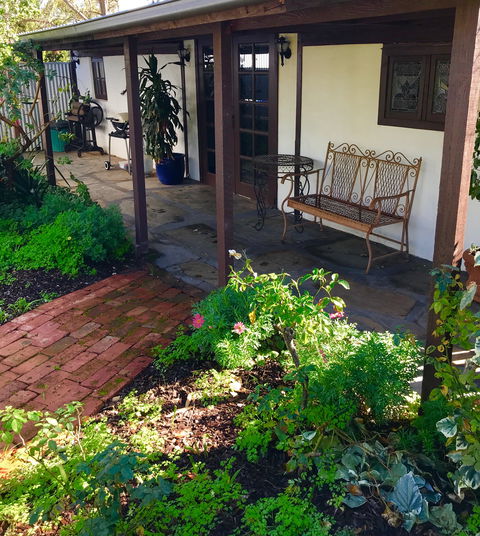 3 Divas Accommodation - The Moscato Cottage - Accommodation Port Hedland 0