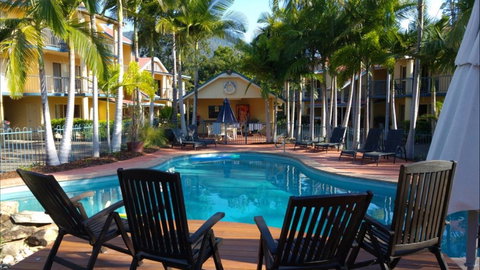 At Beach Court Holiday Villas - Accommodation Port Hedland 0