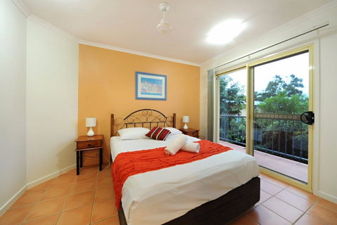 At Beach Court Holiday Villas - Accommodation Port Hedland 2