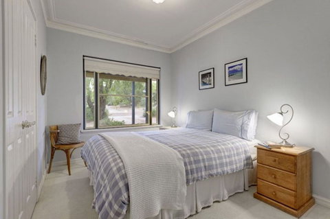 Cottage Retreat/Shady Cottage - Accommodation Port Hedland 1