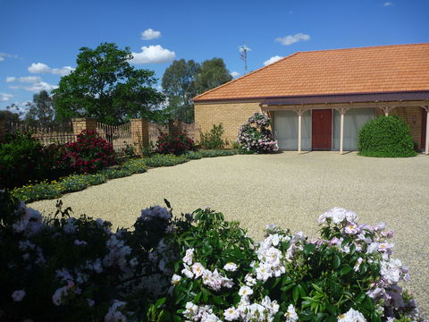 Fairways Bed And  Breakfast At Jerilderie - Accommodation Port Hedland 1